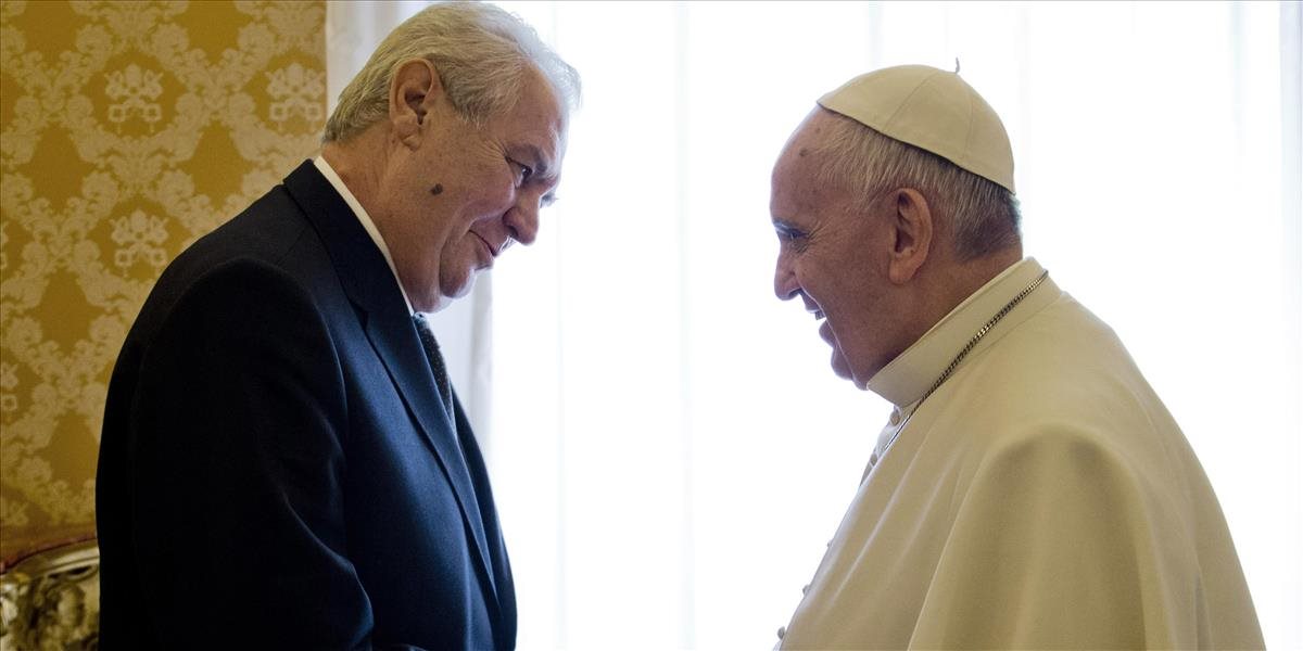 Český prezident Zeman sa stretol vo Vatikáne s pápežom Františkom