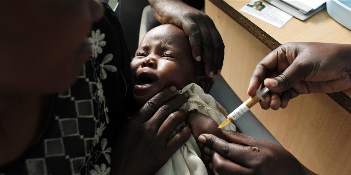 Na svete je prvá účinná vakcína proti malárii