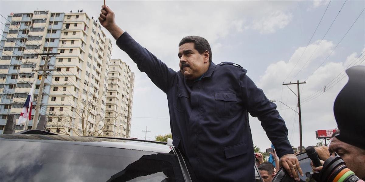 Prezident Maduro daruje byt žene, ktorá mu hodila do hlavy mango