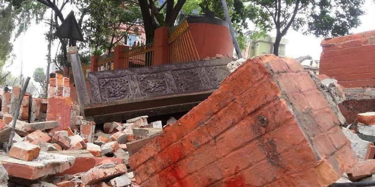 Nepál zasiahlo silné zemetrasenie: Hlásia zrútené budovy aj obete