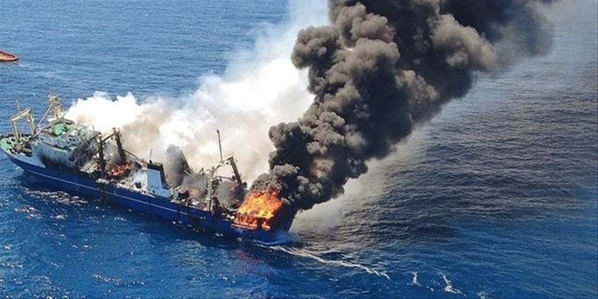 Španielska vláda vyhlásila núdzový stav kvôli znečisteniu lodným palivom
