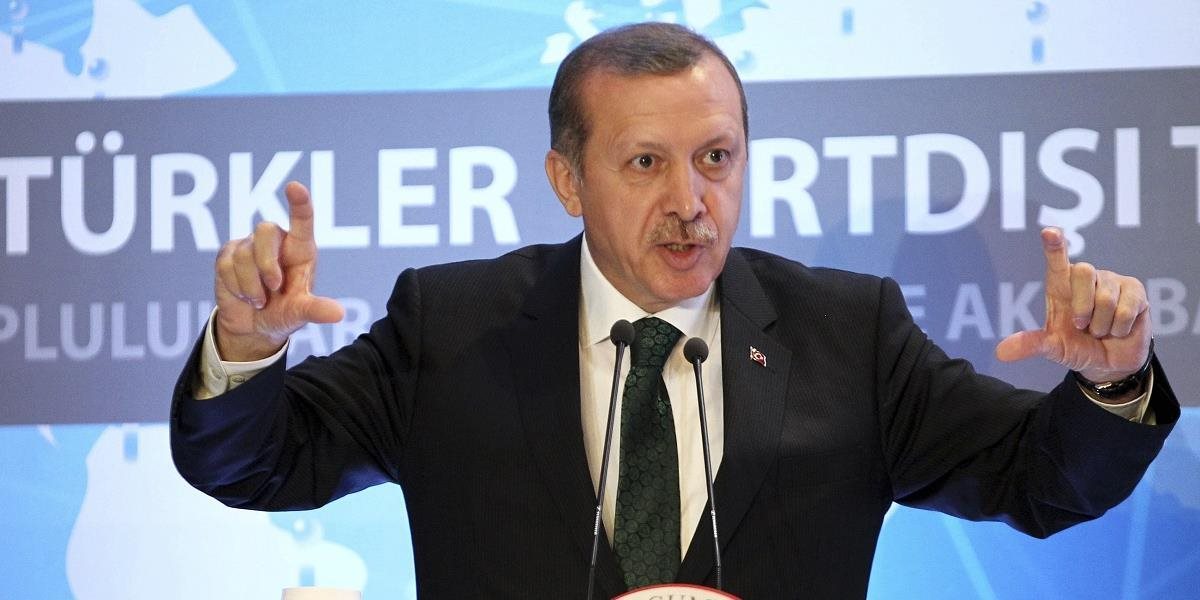 Turecký prezident odporučil Nemcom a Rusom pozrieť sa na seba