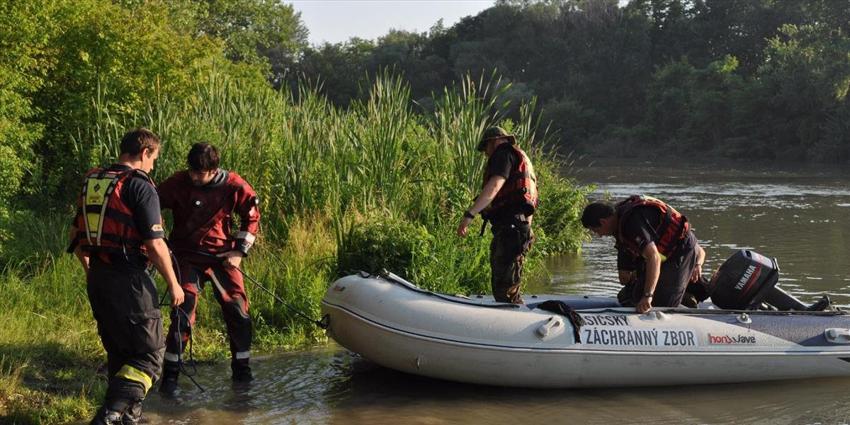 Na Malom Dunaji našli neznámu látku, hasiči zasahujú