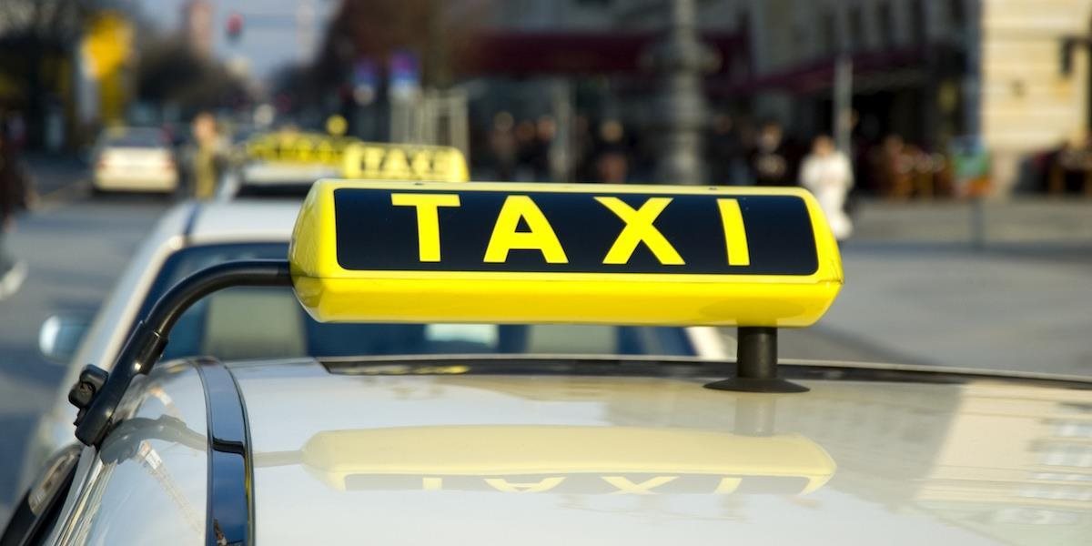 Taxikára z Hodonína napadol muž nožom