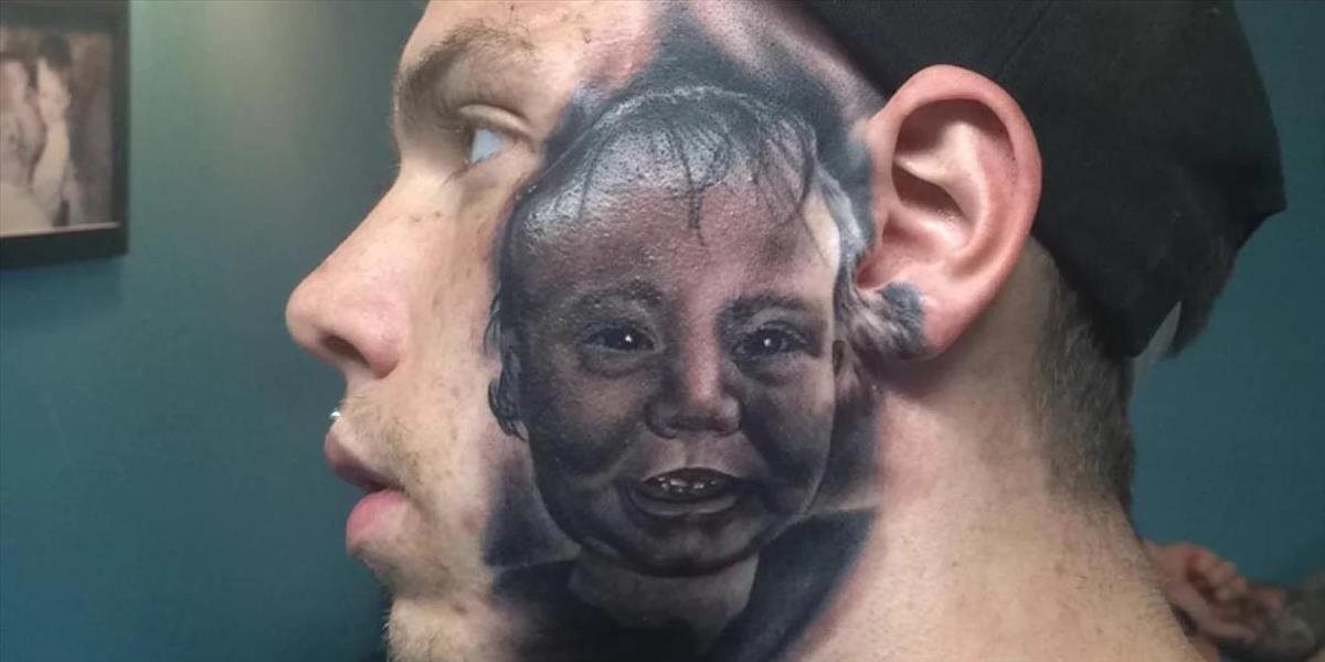 FOTO Hrdý otec si nechal vytetovať svojho syna na tvár
