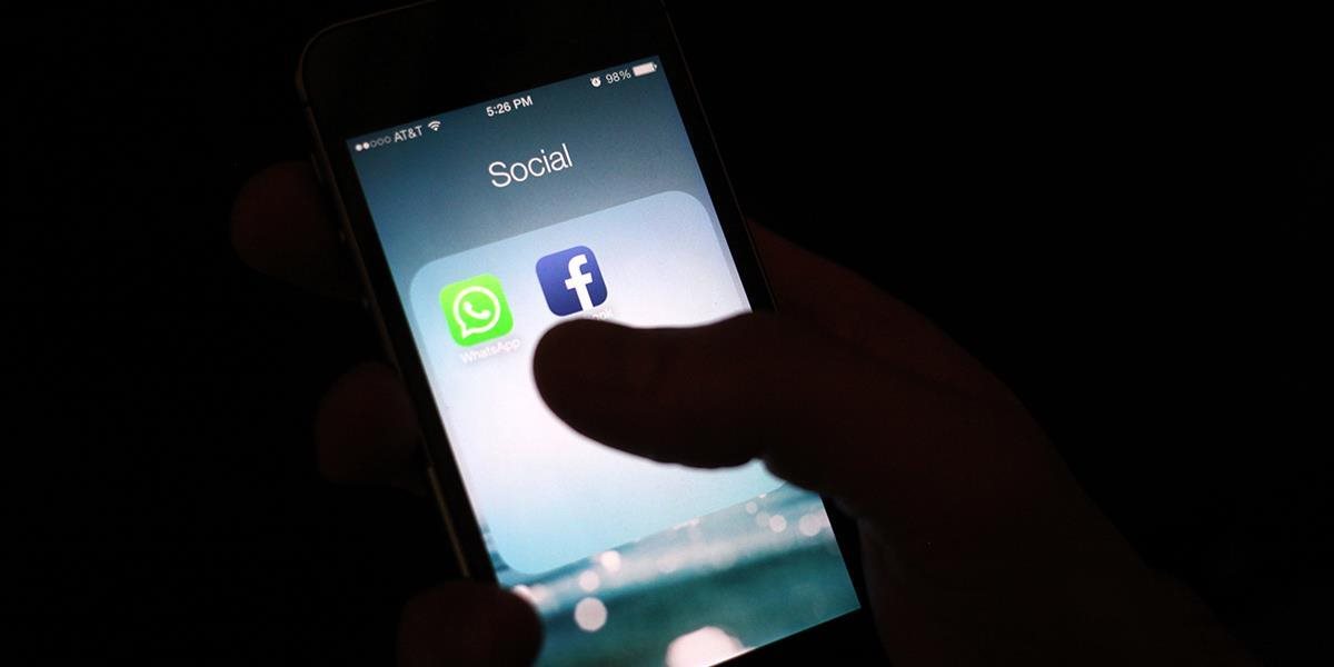 Pozor na sociálne siete: Žena prišla pre status na Facebooku o prácu