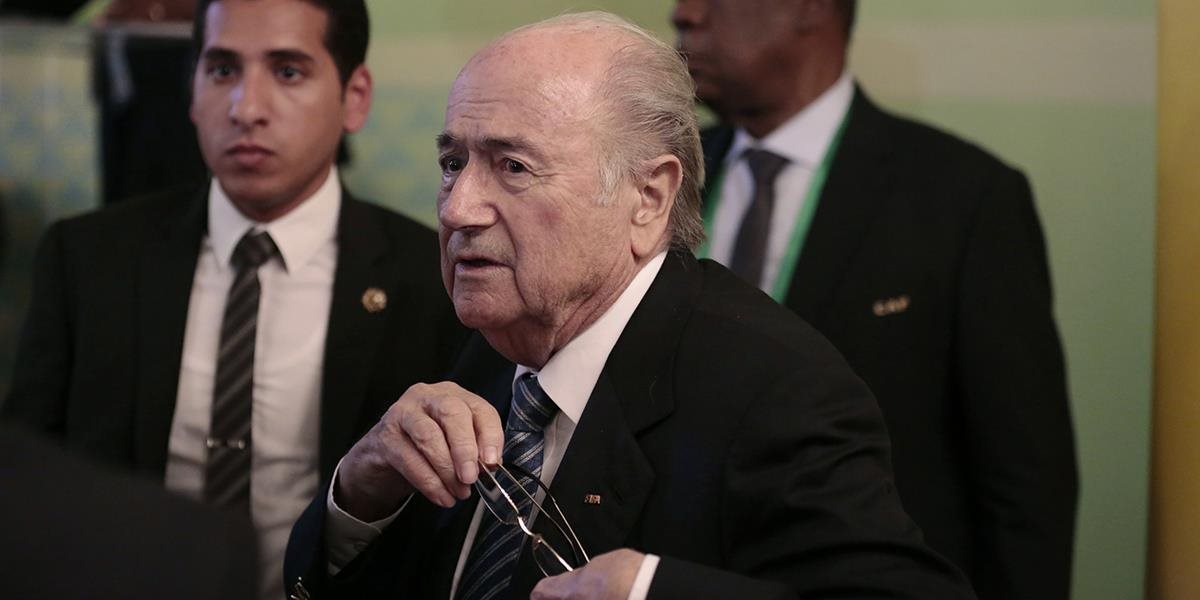 Podľa Maradonu zmenil Blatter FIFA na anarchiu