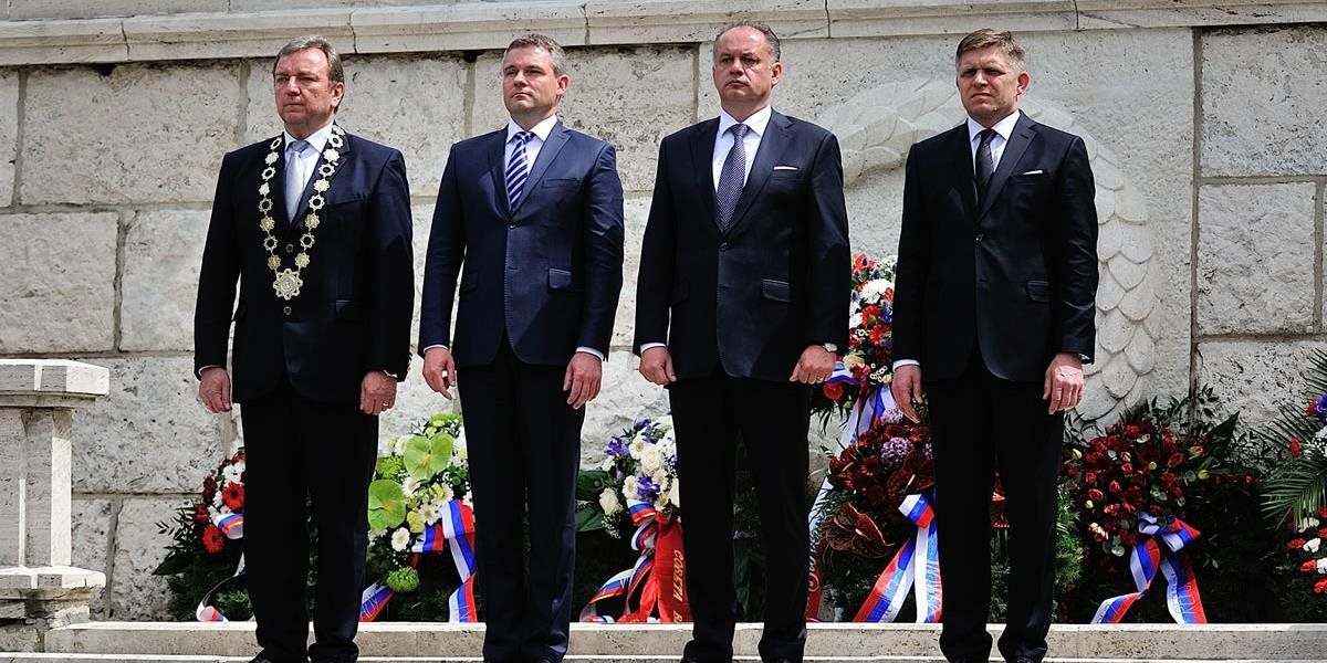 Premiér: Slovensko si musí pamätať zverstvá fašizmu