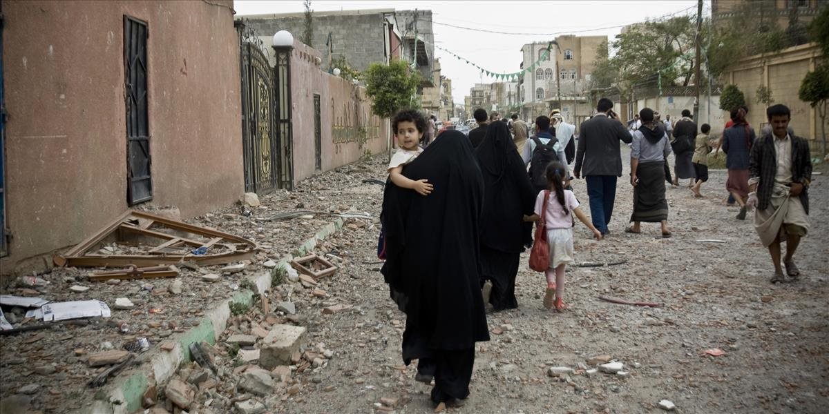 Nálety na jemenské mesto Saada porušujú medzinárodné právo