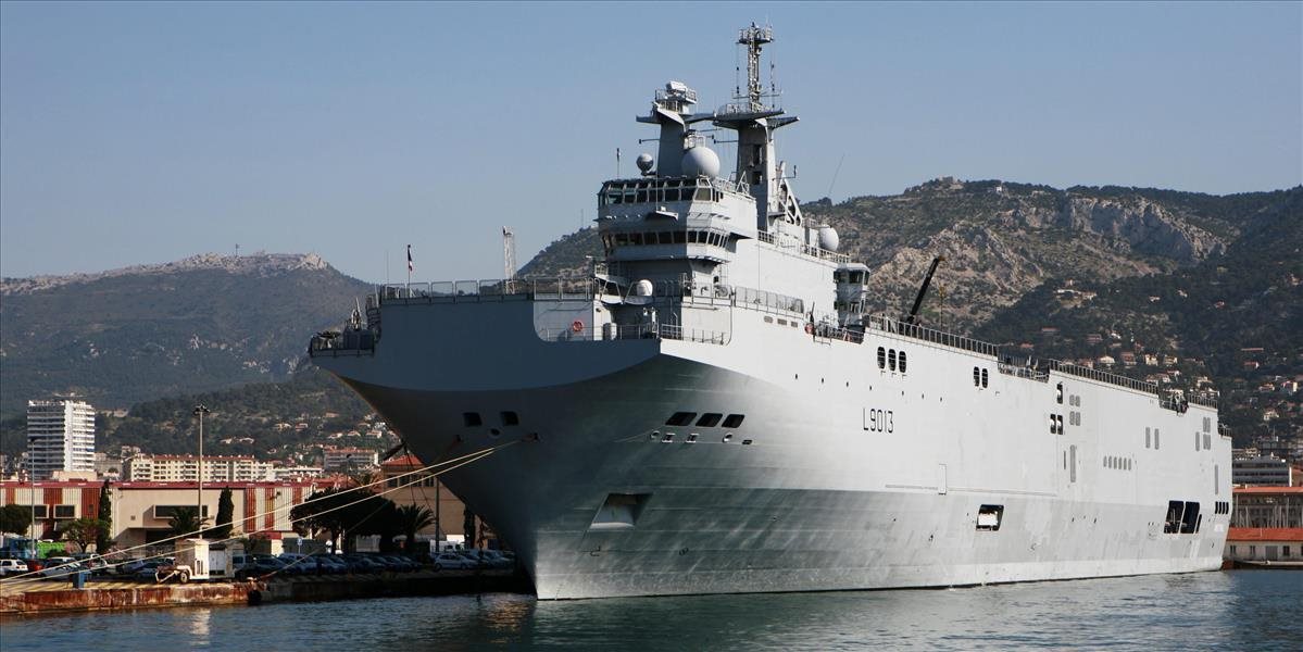 Francúzsko hľadá kupca na lode Mistral vyrobené pre Rusko