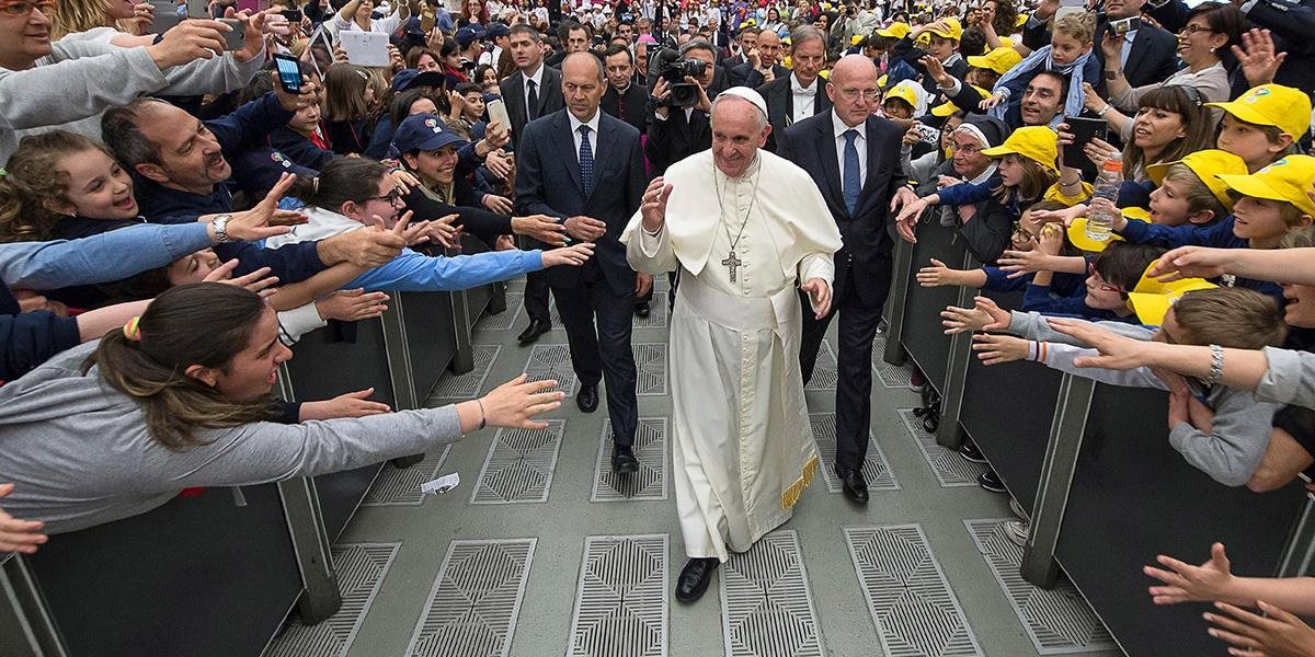 Polícia využila generálnu audienciu pápeža na otestovanie bezpečnosti