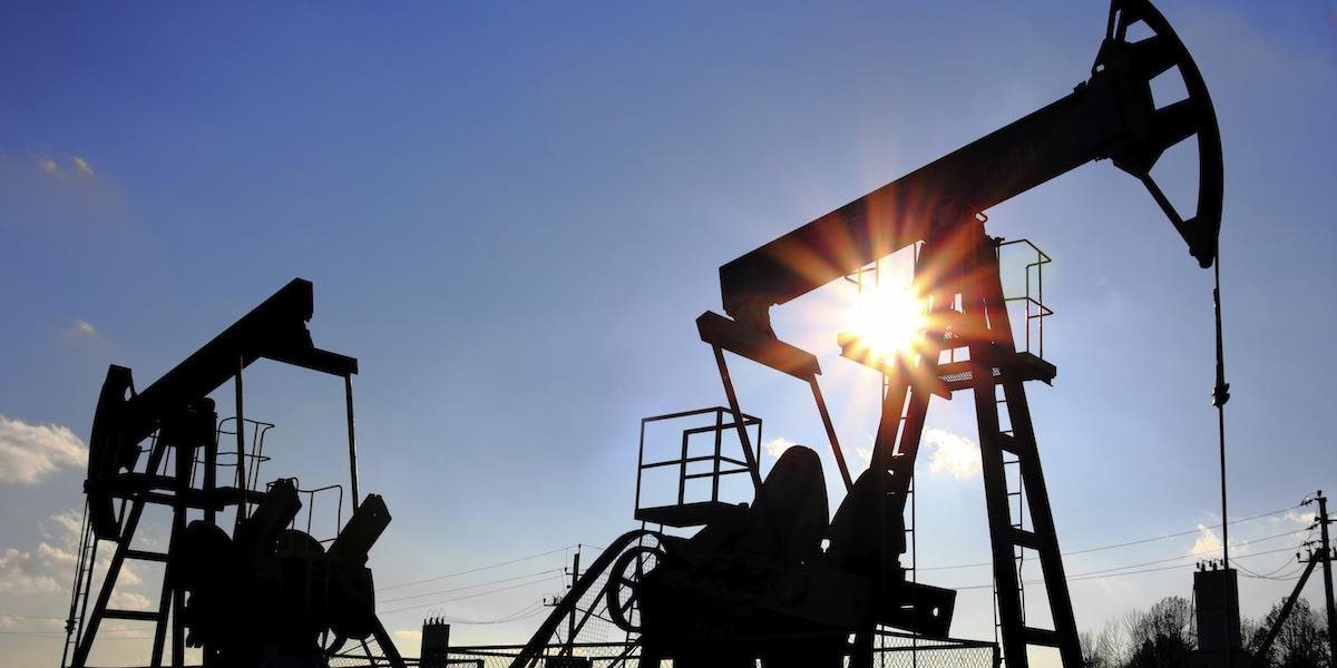 Ceny ropy klesli v dôsledku slabých výsledkov svetových ekonomík