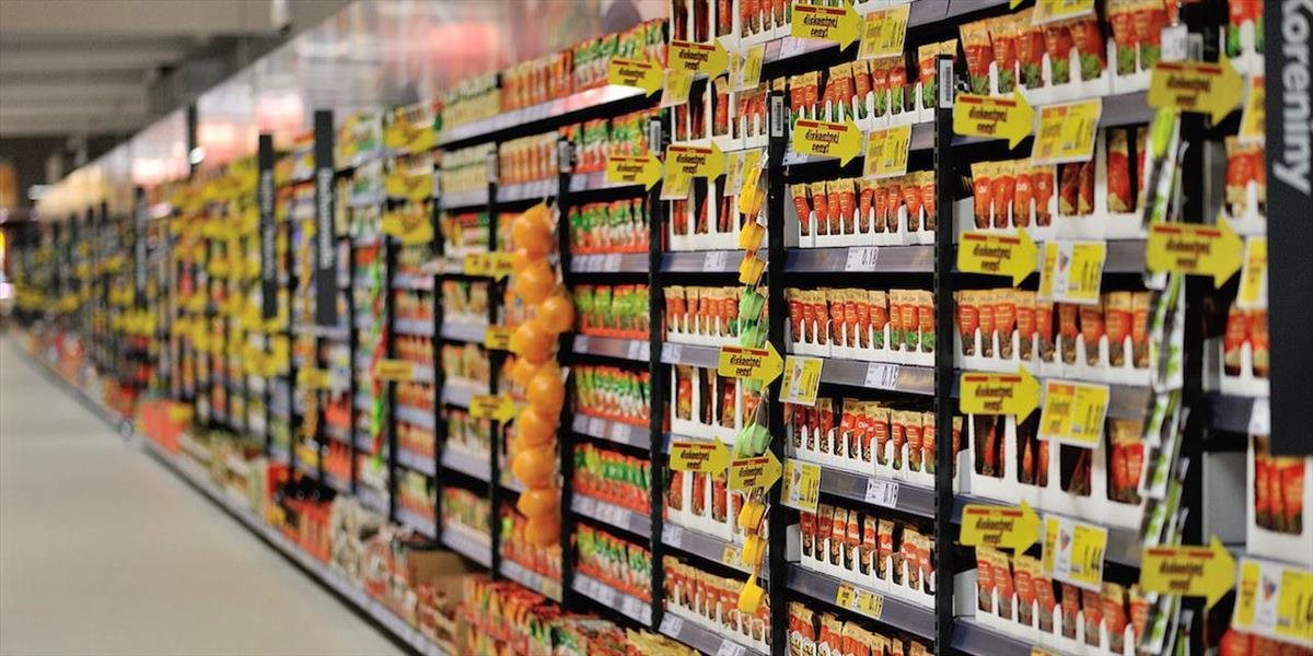 Podiel slovenských potravín na regáloch predajní v roku 2015 klesol na 40 %