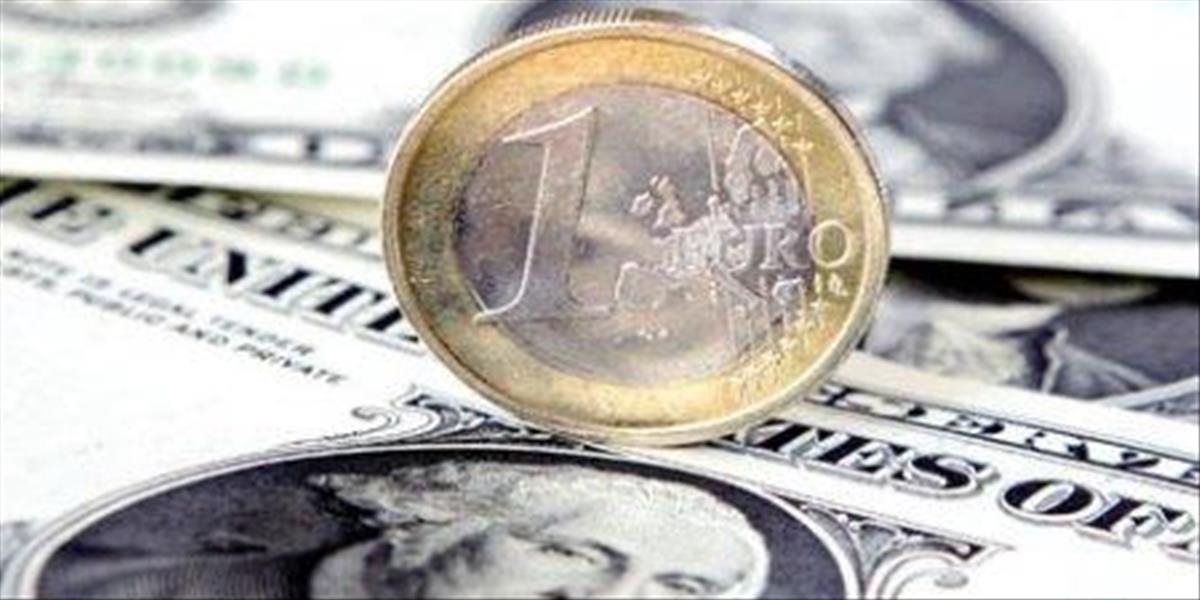 Euro voči doláru stúplo na trojmesačné maximum