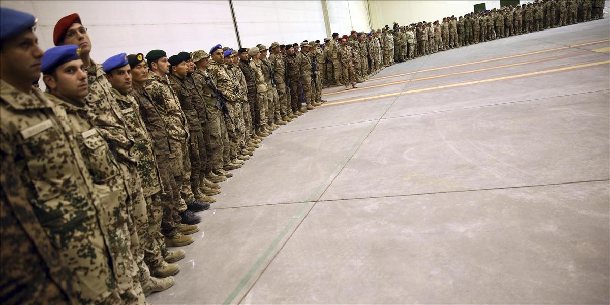 Pobaltské štáty požadujú trvalú prítomnosť vojakov NATO