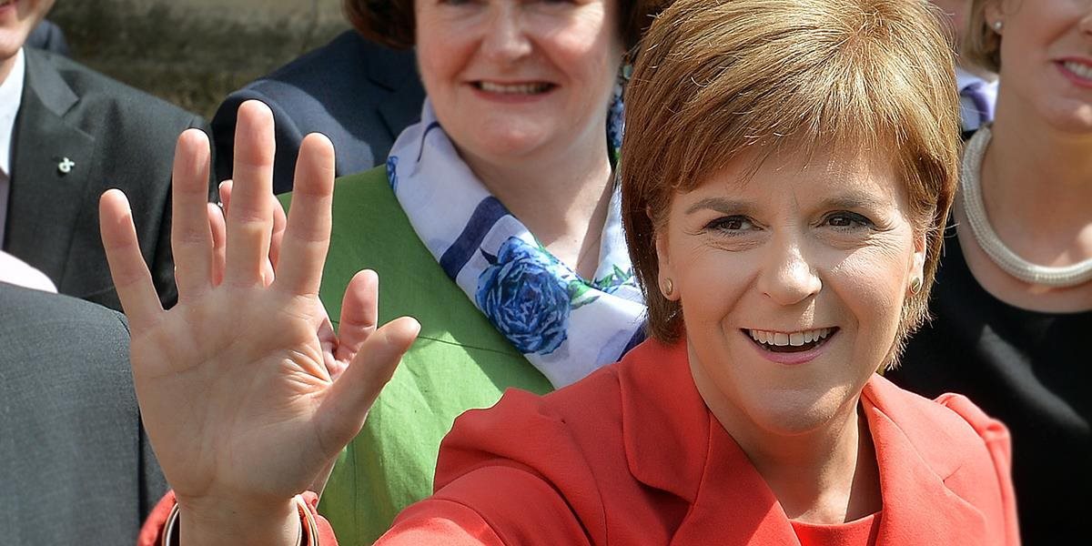 Cameron sa stretne s líderkou škótskych nacionalistov