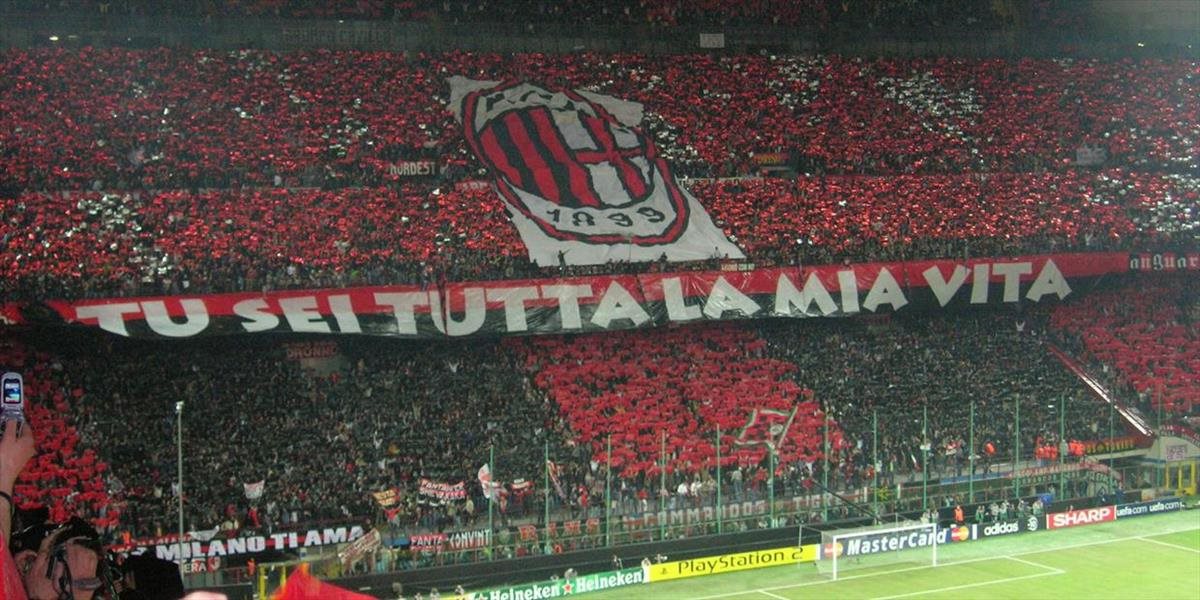 Jediný tweet zhrnul úpadok AC Milána