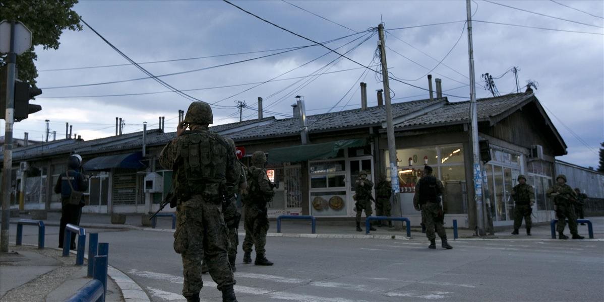 Kosovská polícia prehľadávala domy a hľadá podozrivých extrémistov