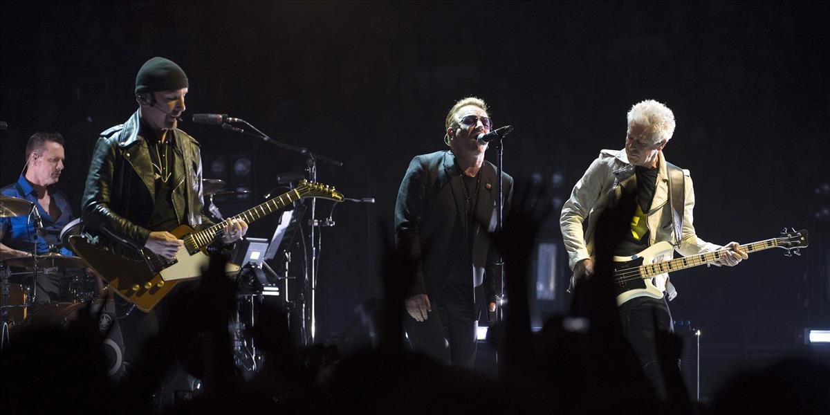 U2 vzdali hold B. B. Kingovi