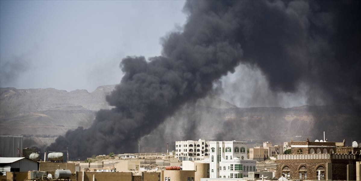 V Jemene sa skončilo päťdňové prímerie, koalícia obnovila nálety