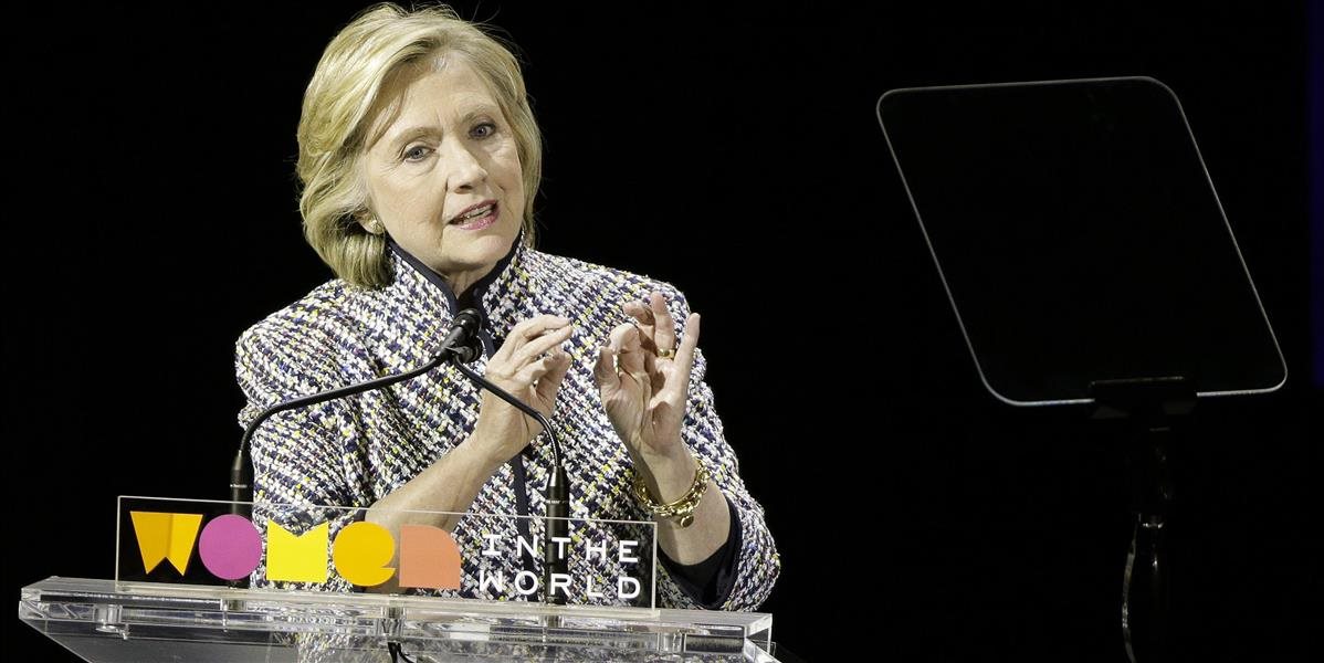 Americký rezort diplomacie chce zverejniť Clintonovej e-maily do januára 2016