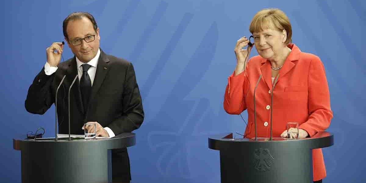 Merkelová a Hollande rokovali o afére NSA/BND, Grécku i klíme