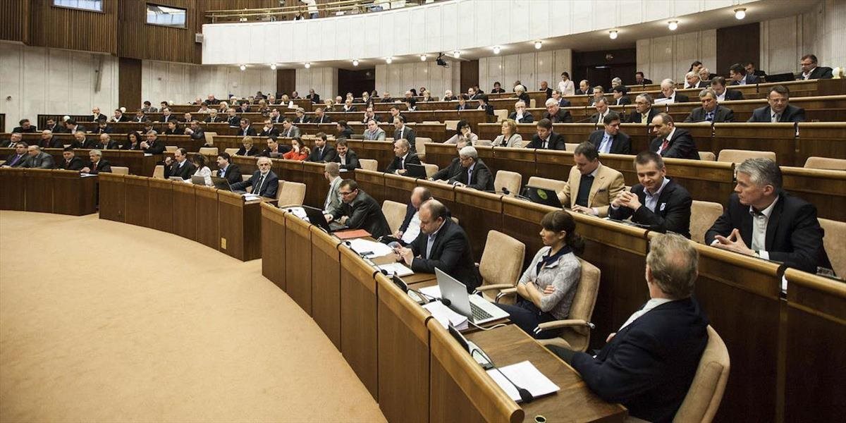 Parlament čaká voľba predsedu NKÚ a eurofondy