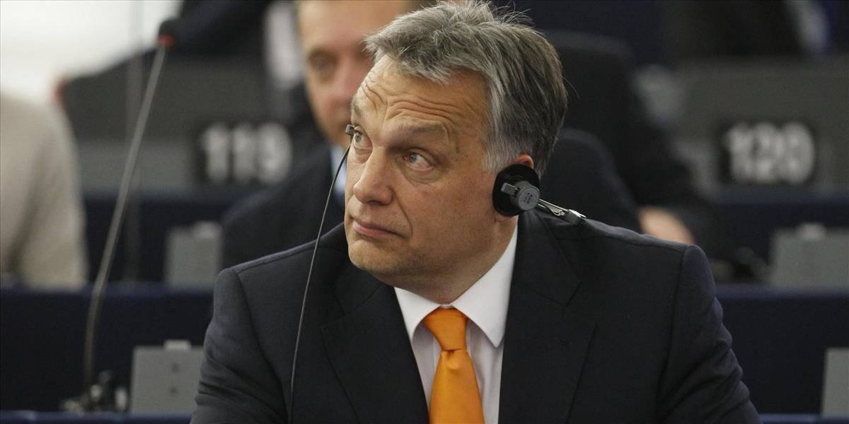 Orbán vyprovokoval, aby mohol v EP opäť zahrať silného muža Európy