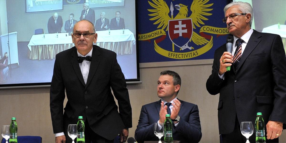 Mitrík sa ujal funkcie predsedu NKÚ