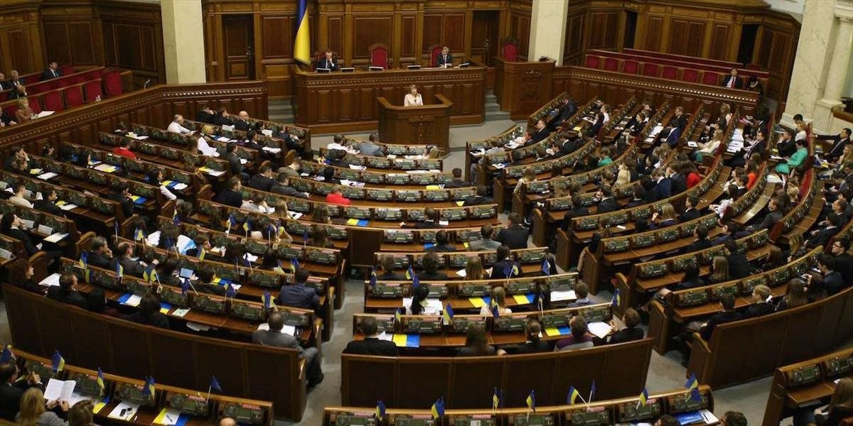 Ukrajinský parlament vypovedal vojenské dohody s Ruskom