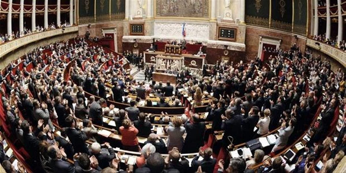 Francúzsky parlament tvrdo zasahuje proti ničeniu potravín supermarketmi