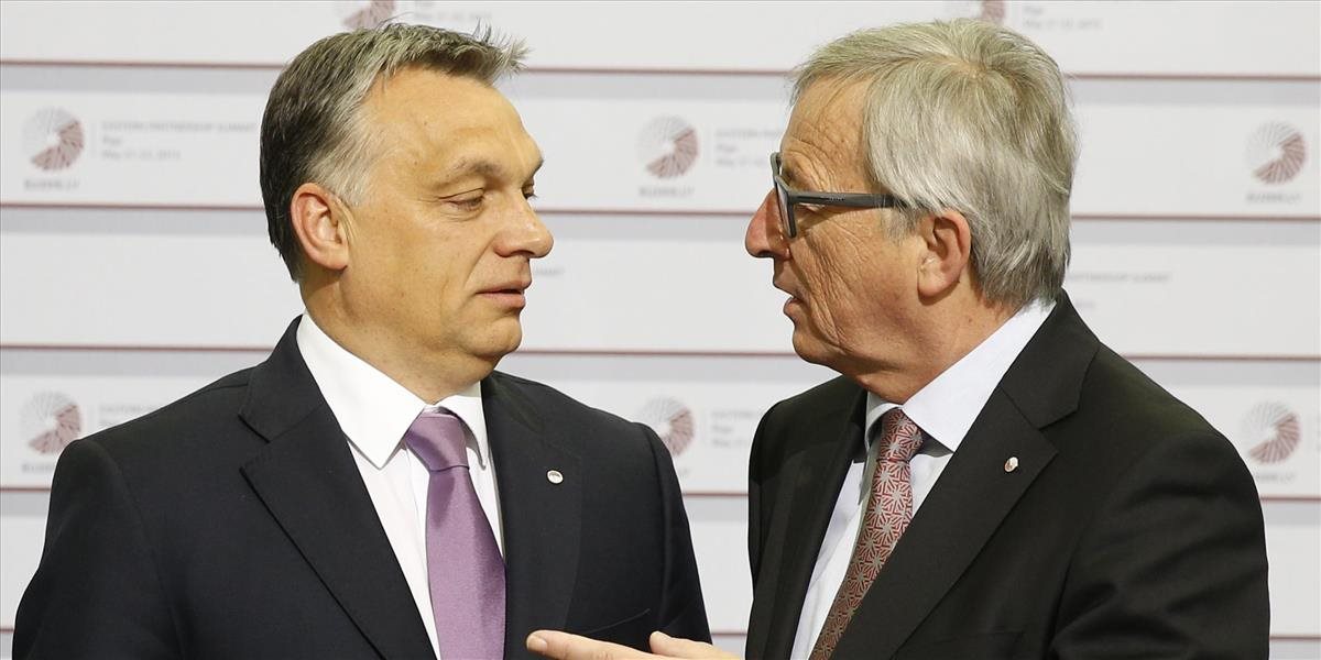 VIDEO Juncker privítal Orbána na summite v Rige slovami "Ahoj, diktátor"