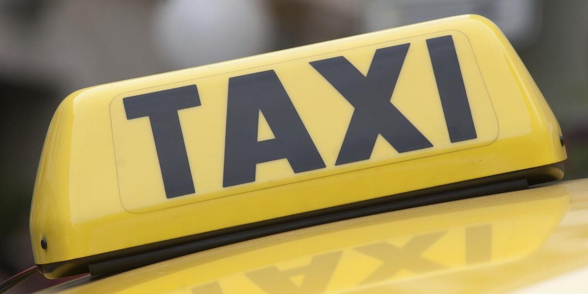 Počet taxikárov v Česku rýchlo klesá