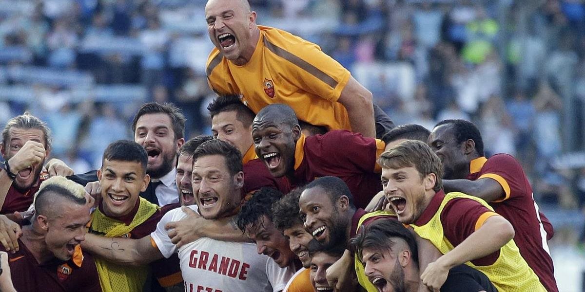 AS Rím vyhral v derby nad Laziom 2:1 a bude hrať skupinovú fázu LM