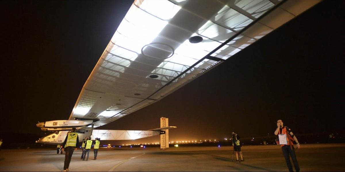 Počasie zabránilo v plánovanom štarte lietadla Solar Impulse 2 z Nankingu