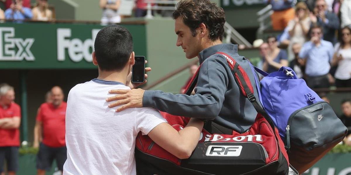 Roland Garros: V zápase Federera tentokrát žiadny pokus o selfie