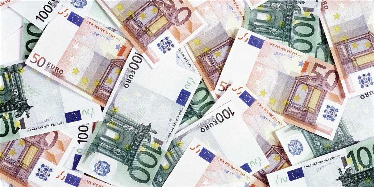 Kurz eura sa pohybuje okolo 1,09 USD/EUR