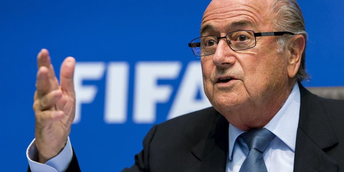 Francúzsky zväz nestál za Platinim, hlas dal Blatterovi