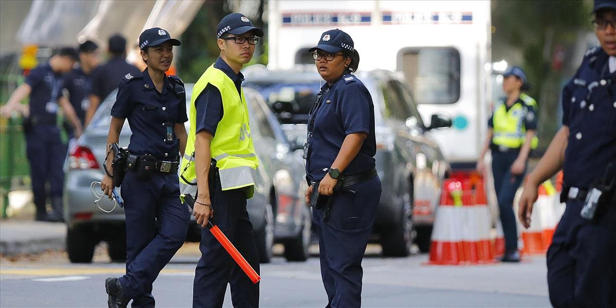 Počas obranného summitu v Singapure zastrelila polícia človeka