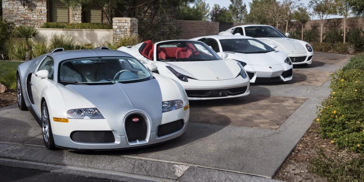 VIDEO Mayweatherov luxusný vozový park má hodnotu šesť miliónov dolárov