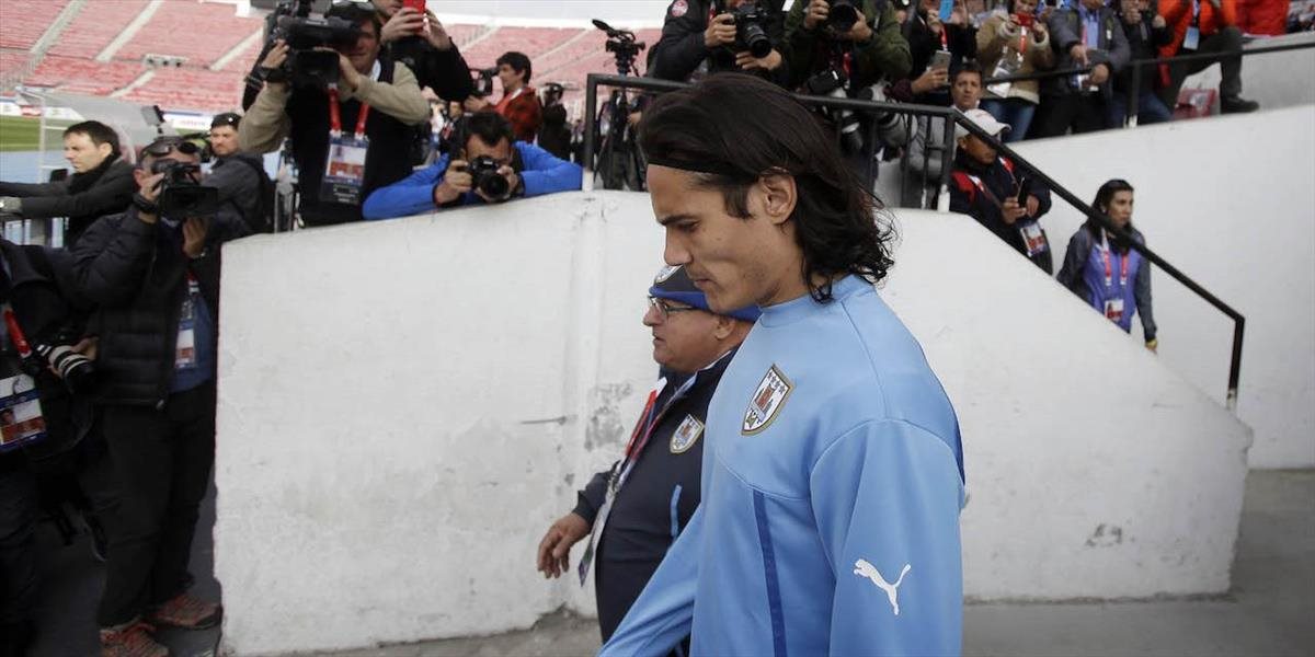 Cavaniho pokračovanie na Copa America je po otcovej nehode otázne