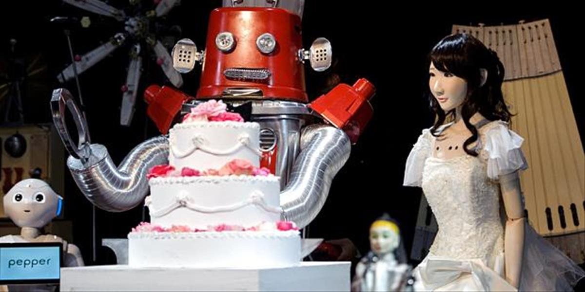 VIDEO V Japonsku oslávili prvú svadbu robotov