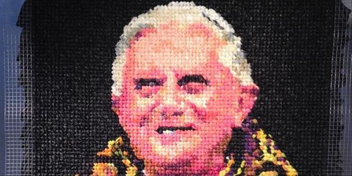Portrét Benedikta XVI. vytvorený z kondómov vyvolal sťažnosti a kritiku