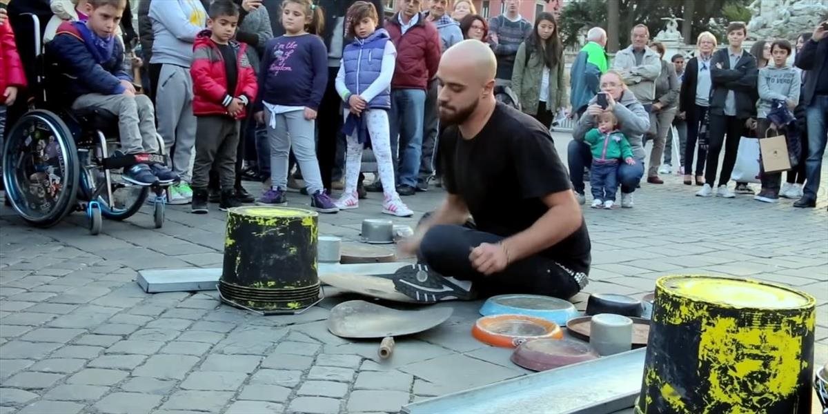VIDEO Najlepší pouličný umelec: Techno na hrncoch, vedrách a panviciach