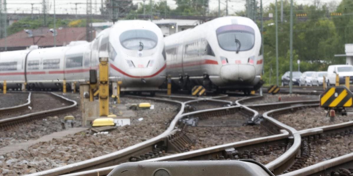 Nemeckí odborári ukončili dohodou dlhodobý spor so štátnymi železnicami