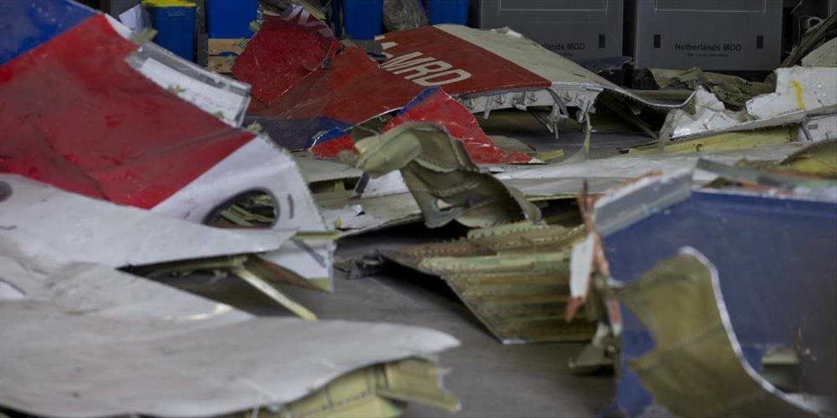 Tím holandských vyšetrovateľov dokončil správu o havárii lietadla na Ukrajine