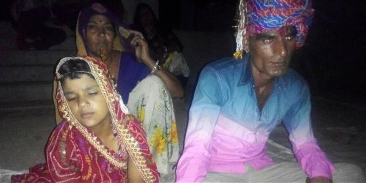 Šokujúce FOTO z Indie: Muž (35) sa oženil so šesťročným dievčatkom
