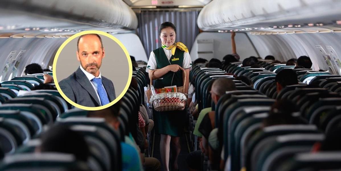 Panika v lietadle: Herec začal meditovať na palube, mysleli si že je terorista
