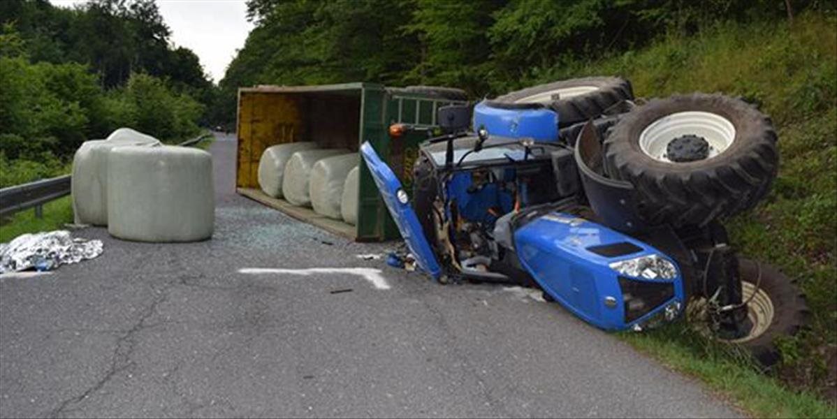Tragická nehoda: Mladý vodič zostal zakliesnený pod traktorom