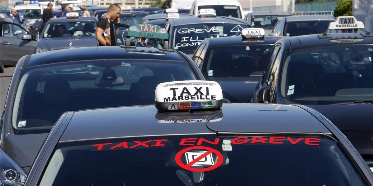 Spoločnosť Uber pozastavila prevádzku lacnej taxislužby vo Francúzsku